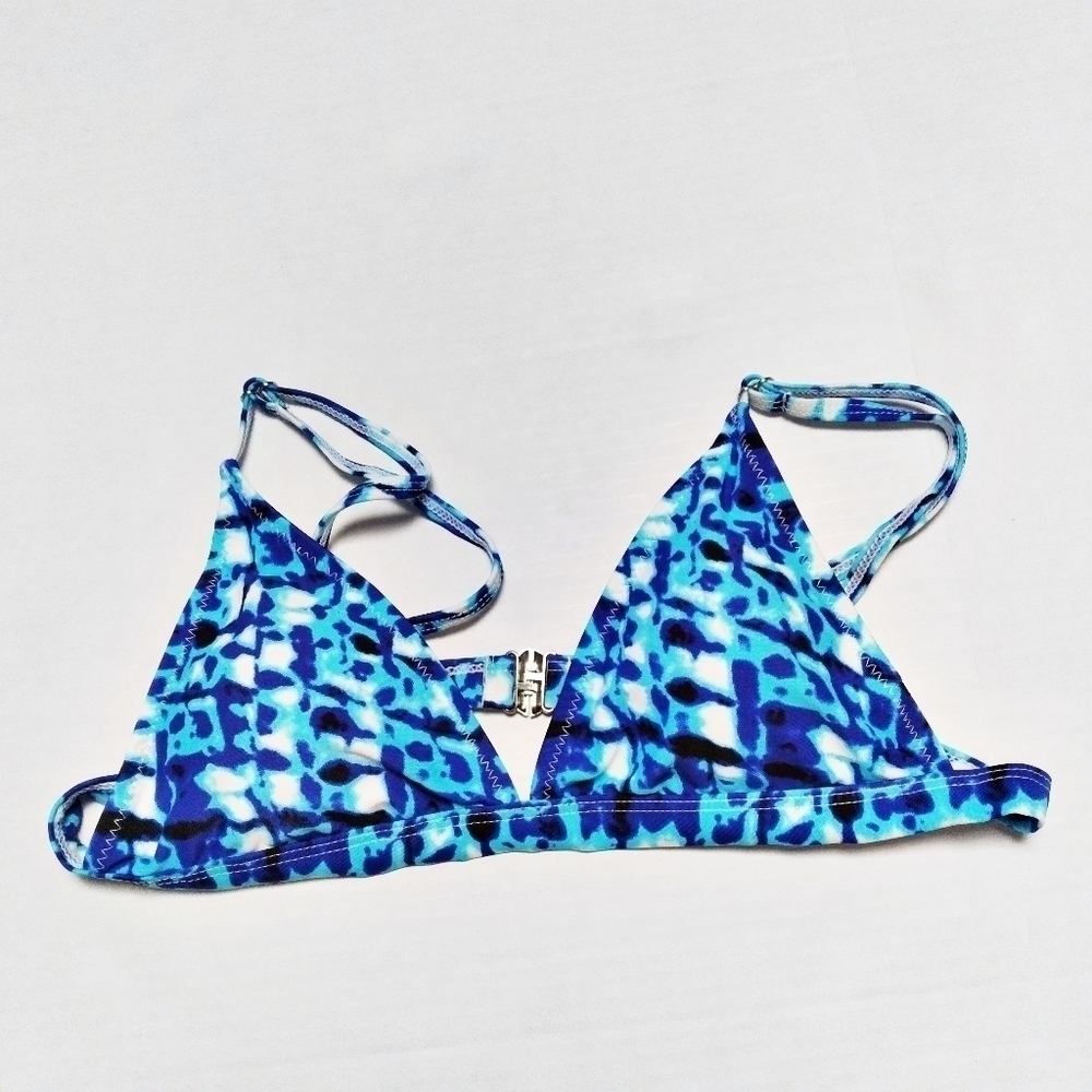 Cupshe Blue and White Tie Dye Triangle Bikini Top Medium